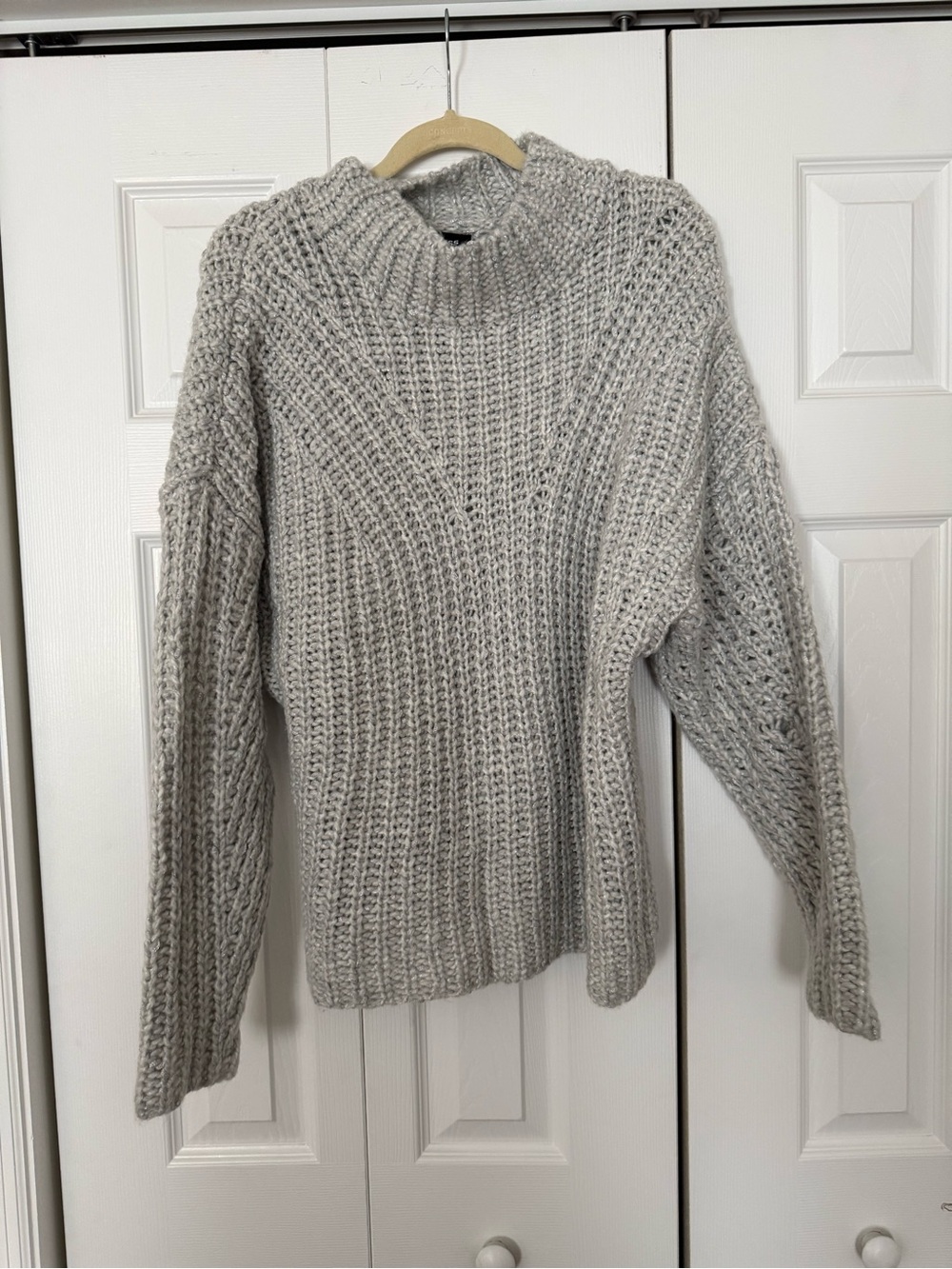 NWT Express Cozy Chunky Knit Sweater - Light Gray with silver metallic